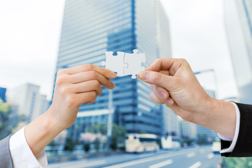 協調性があるだけの平凡社員が出世が早い理由（秘密）。自己啓発も大切だが…。